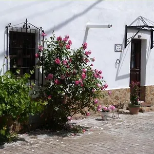 Casa Del Rio , Castillo de Locubín España