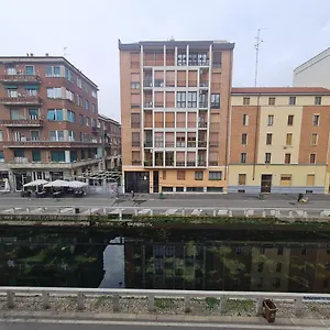 Navigli - Ascanio Sforza Cozy , Milán Italia